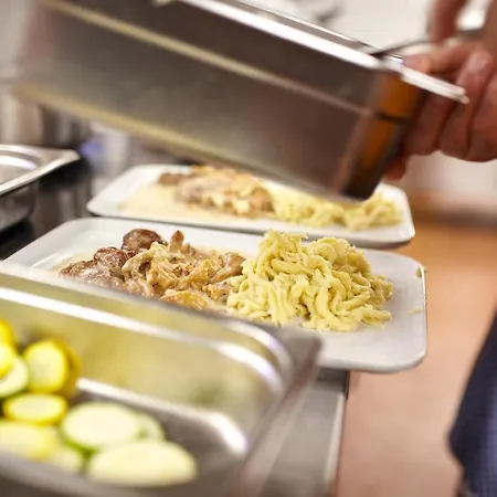 Goll Pforzheim-niefern 3* Niefern-Öschelbronn