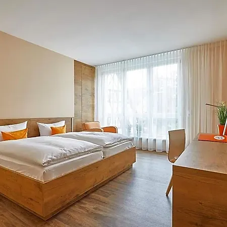 Hotel Goll Niefern-Oeschelbronn