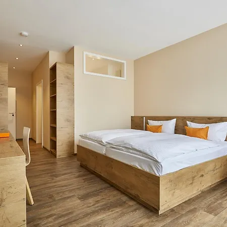 Goll Pforzheim-niefern 3* Niefern-Öschelbronn